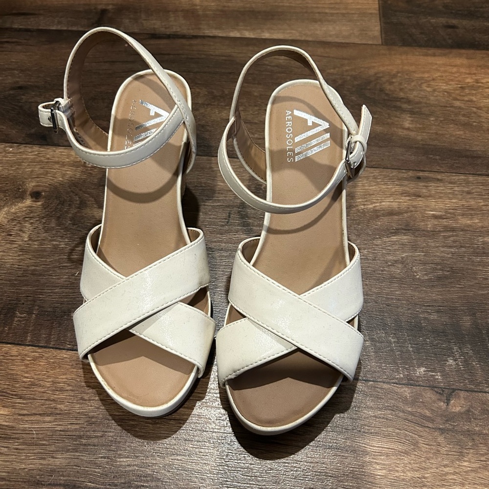 Aerosoles Women's White Sandals